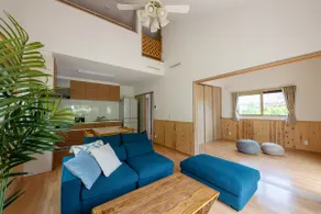 Beach access & mountain views. Private house surrounded by nature with a large loft - Image 3