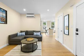 Sunlit Serenity/Contemporary Haven of Modrn Living - Image 2