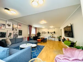 Chic 140m² Apt. I 4Rooms• 2Bathrooms • by Ku'damm - Image 5