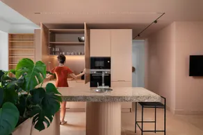 Award Winning Central Sea Views Designer Penthouse - Image 2