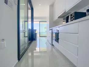 Phaedrus Living: Marina Sea View Flat 214 Emerald - Image 4