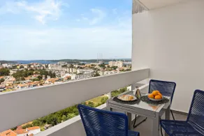 Apartment Jan • Sea View • Modern • Fully Equipped - Image 2