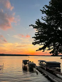 ”Meet us in Bemus” Lakeside Home on CHQ Lake - Image 5