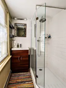 d'Arry's Apartment - Image 5