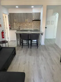 Modern apartment for 4 people - Image 4