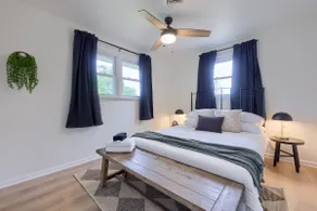 New! Sleeps 16! Across from Sight&Sound! Location! - Image 4