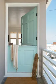 NEW! Shellback Cottage - Image 2