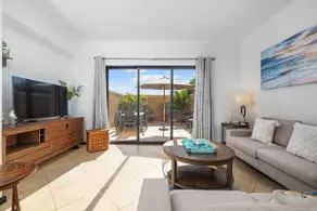 Townhome @ Goldcoast ~ GYM ~ Pools ~ 24/7 Security - Image 3