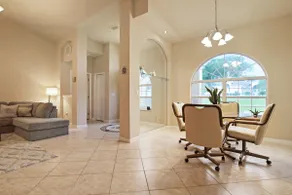 Elegant Ocala Oasis w/Pool: Unwind in Luxury - Image 3