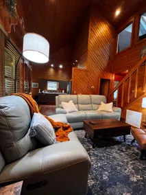 Gorgeous secluded cabin ATL area - Image 3