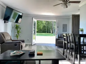 Rustic Retreat - Image 5
