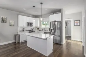 Modern Home Walk To Sportsplex - Image 2