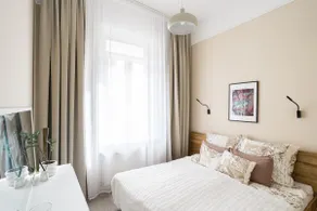 Sunrise Lounge Corvin 63m2 AC - Image 2