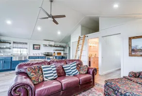 Cozy home with private beach on Brazos River! - Image 5