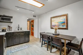 Modern Southwest Suite C-Downtown - Image 4