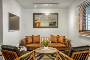 Modern Southwest Suite C-Downtown - Image 2