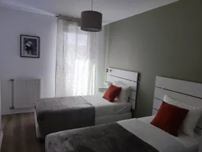 Beautiful 3 bedrooms in Evry, 35 mins from Paris - Image 2
