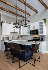Casa Pilsen-HOME| Location | Entire Home | Garage - Image 5