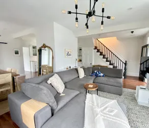 Conrad House - A Lunenburg Waterfront Retreat! - Image 2