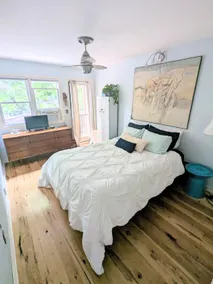 Style and Comfort Awaits- West Pearl St - Image 3