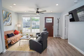Downtown Delight: 3BR/2BA Jewel Near Riverwalk - Image 4