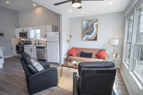 Downtown Delight: 3BR/2BA Jewel Near Riverwalk - Image 3
