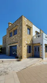 3 bedroom apartment, 1st floor, pool, view - Image 2