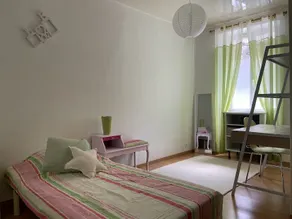 F3 apartment near the city center - Image 4