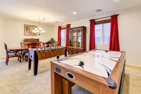 Hot tub, pool, home theater & games! - Image 5