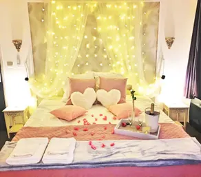 Suite & Spa - Jacuzzi Apartment - Image 3