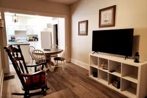 Shawnee Forest Retreat, Suite B - Image 3