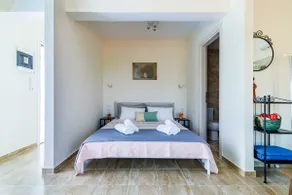 Aloupi Pool Apartment - Image 4