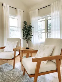 Lofted Pines Cottage - Image 2