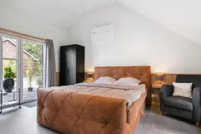 Luxury tiny house in Frisian nature with Jacuzzi - Image 3