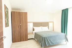 Apartment with a relaxing view of the greenery - Image 3