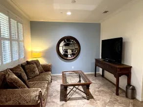 Private 690 sq ft Cozy NextGen Sidehouse - Image 4