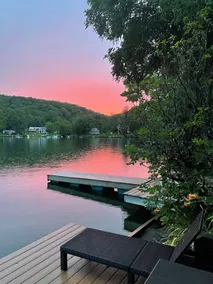 Cozy four season private lakefront cottage. Located on Laurel Lake, Brackney, PA - Image 2