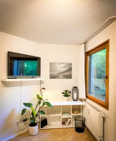 Nice apartment with a patio - Image 4