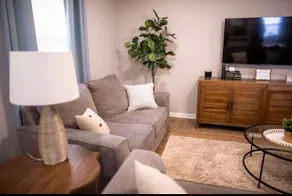 Cozy Leesburg, Go Retreat - Image 5