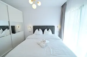 FLH - The Lake Home - Apt 33 - Image 5