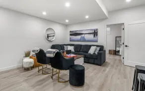 Crescent Heights Guest Suite - Image 5