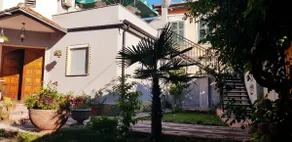 Historical Center City House 2 - Image 2