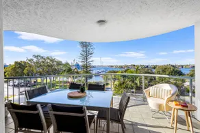 Salty Kisses @ Riverdance - 3 bedroom apartment - Image 3