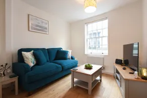 Haven Breeze | 5mins to Sea Front | Family Home - Image 2