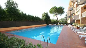 Plaza Cheery Suite - Image 2