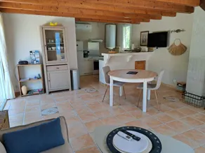 Provencal cottage at the foot of the Petit Luberon - Image 5