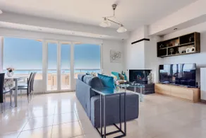 Seaside Anna Apartment - Image 5