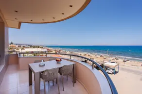 Seaside Anna Apartment - Image 3