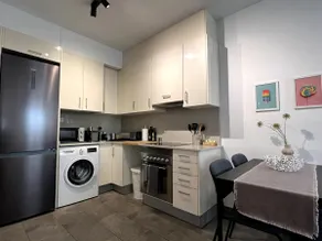 Cozy apartment well-located in Terrassa, Barcelona - Image 4