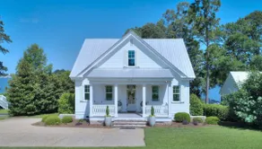 Sunset View Retreat - Image 4